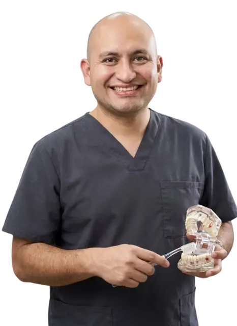 Dr.-Edwin-Riaño-odontologia